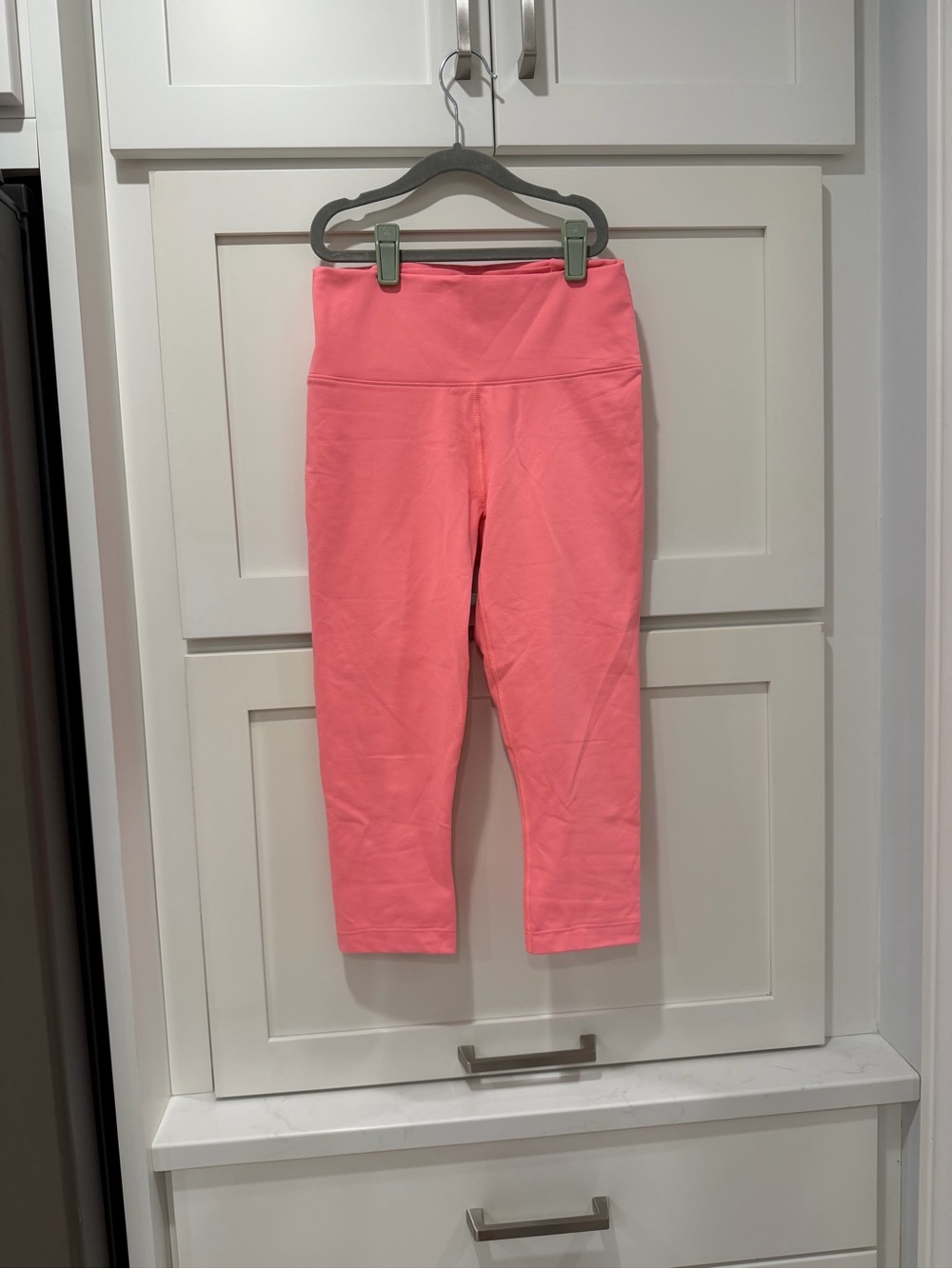 Fabletics boost powerhold high waisted 7/8 leggings, sorbet/seashell
